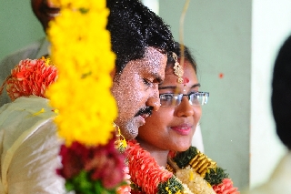 images/large/wedding/renjith/candid_photography_13.jpg