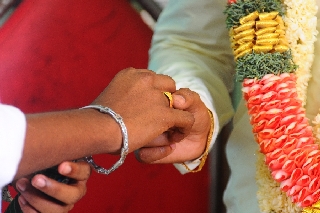 images/large/wedding/renjith/candid_photography_4.jpg